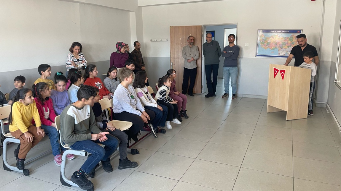 12 Mart Erzurum'un Kurtuluşu ve İstiklal Marşının Kabulü Okulumuzda Çoşku İle Kutlandı.